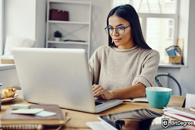 LinkedIn Learning Courses: woman working from home